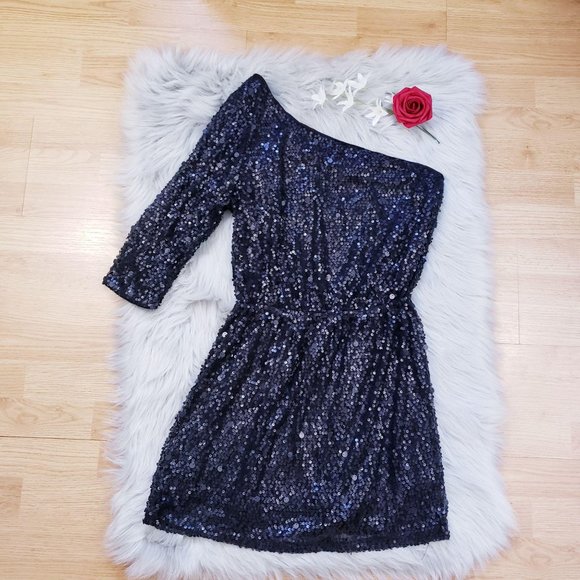 Forever 21 Asymmetrical Large Black Sequins Dress - Picture 2 of 7